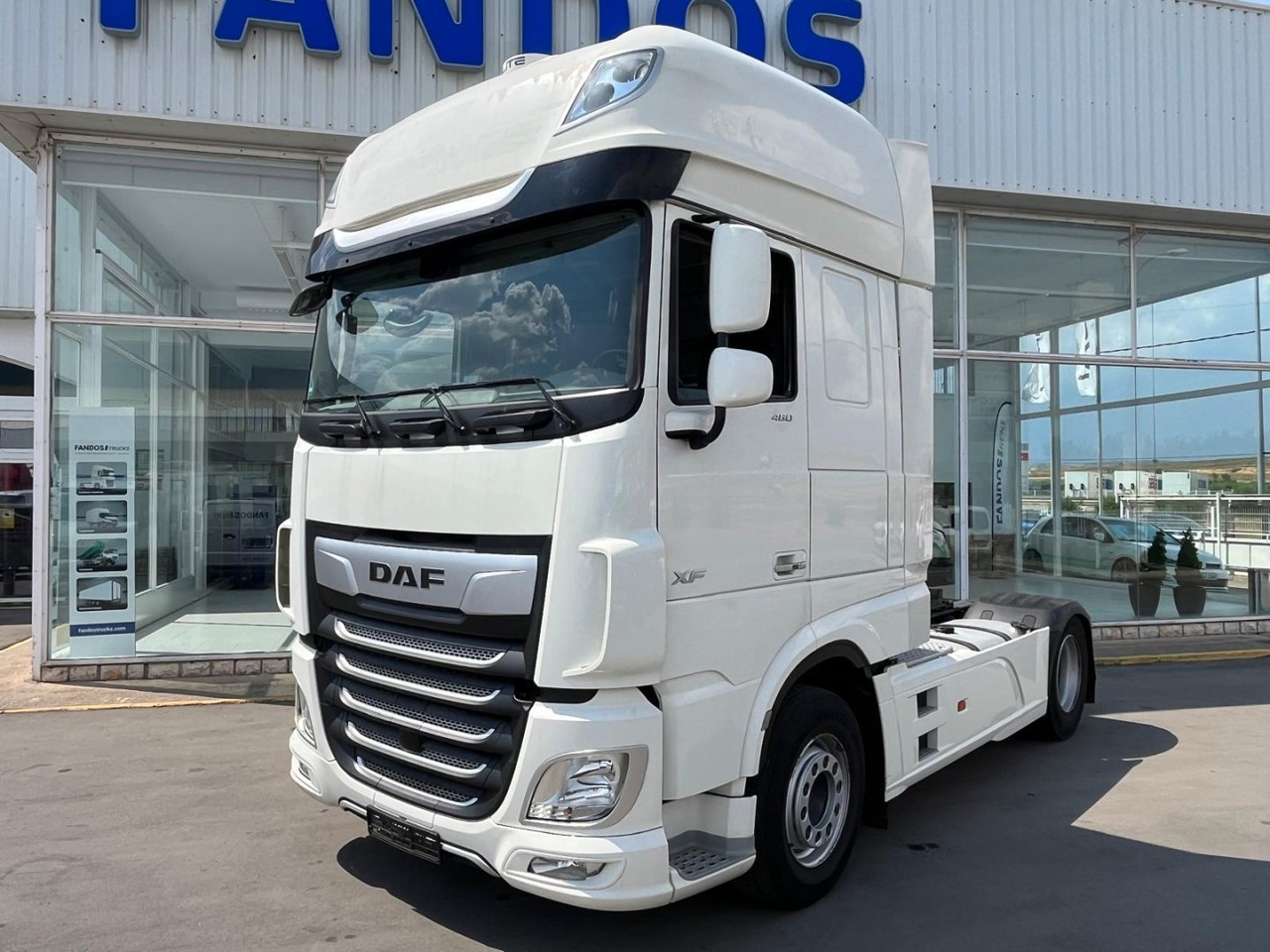 Cabeza Tractora DAF 480 AUTOMATICA CON INTARDER - Влекач: снимка 1 Cabeza Tractora DAF 480 AUTOMATICA CON INTARDER - Влекач: снимка 1