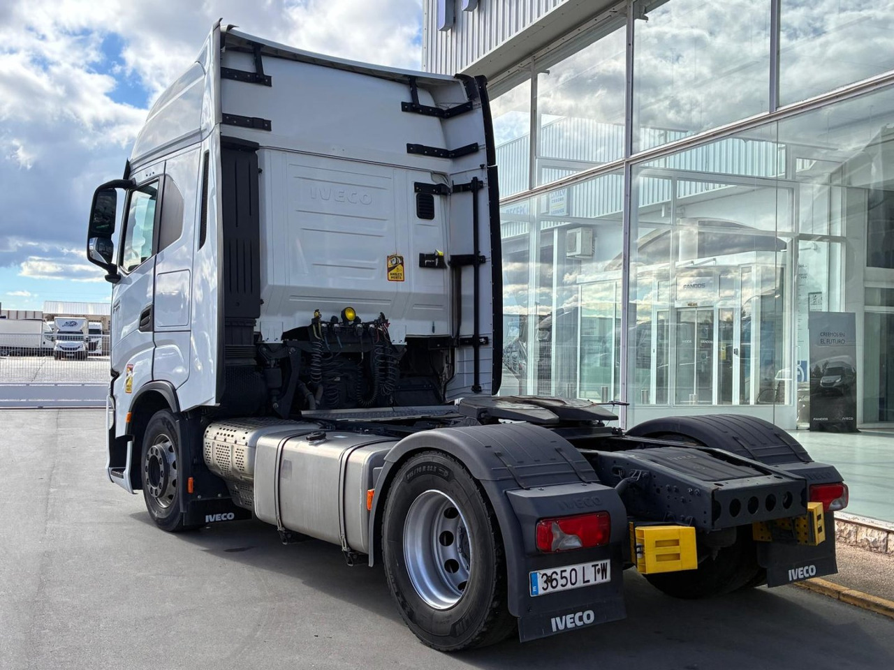 Cabeza Tractora IVECO S-WAY 510 AUTOMATICO CON INTARDER - Влекач: снимка 4 Cabeza Tractora IVECO S-WAY 510 AUTOMATICO CON INTARDER - Влекач: снимка 4