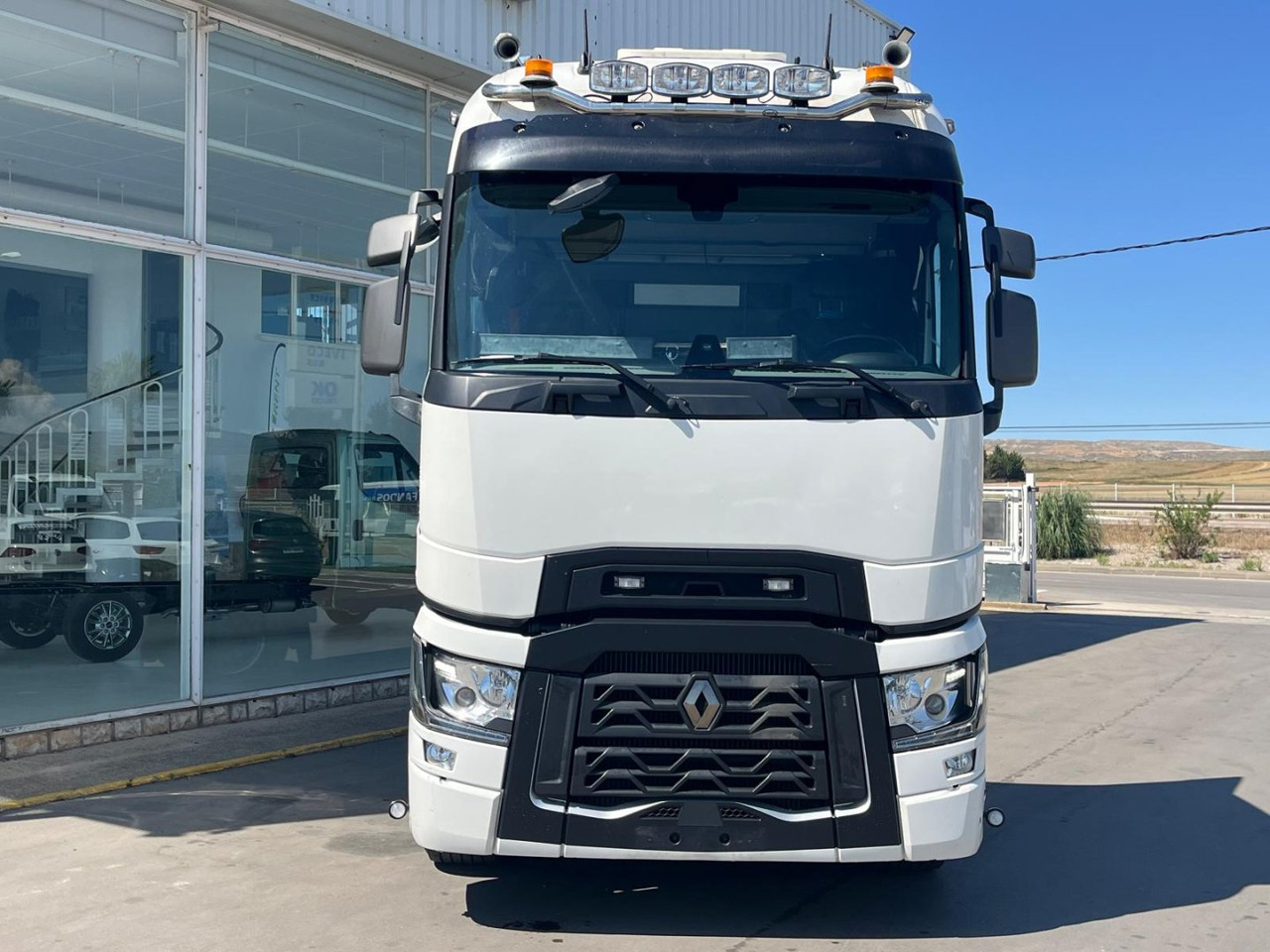 Cabeza Tractora Renault T520 AUTOMATICA INTARDER FULL - Влекач: снимка 2 Cabeza Tractora Renault T520 AUTOMATICA INTARDER FULL - Влекач: снимка 2