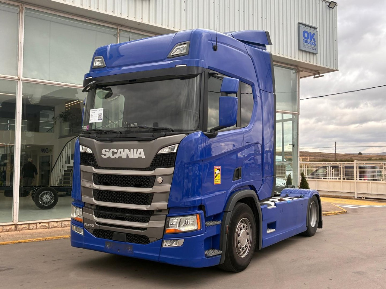 Cabeza Tractora Scania R450 AUTOMATICO-INTARDER - Влекач: снимка 1 Cabeza Tractora Scania R450 AUTOMATICO-INTARDER - Влекач: снимка 1
