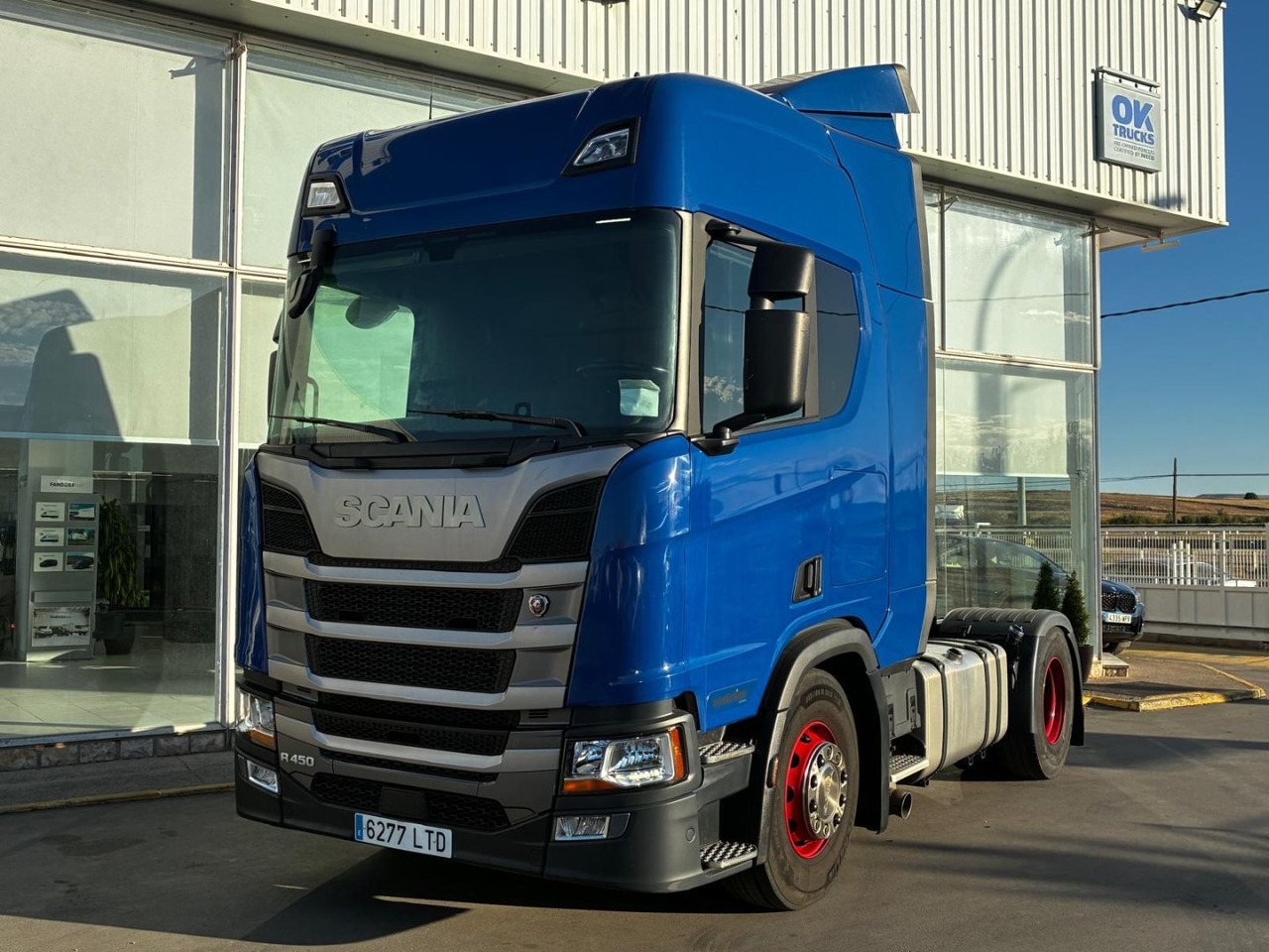 Cabeza Tractora Scania R450 AUTOMATICO-INTARDER - Влекач: снимка 1 Cabeza Tractora Scania R450 AUTOMATICO-INTARDER - Влекач: снимка 1