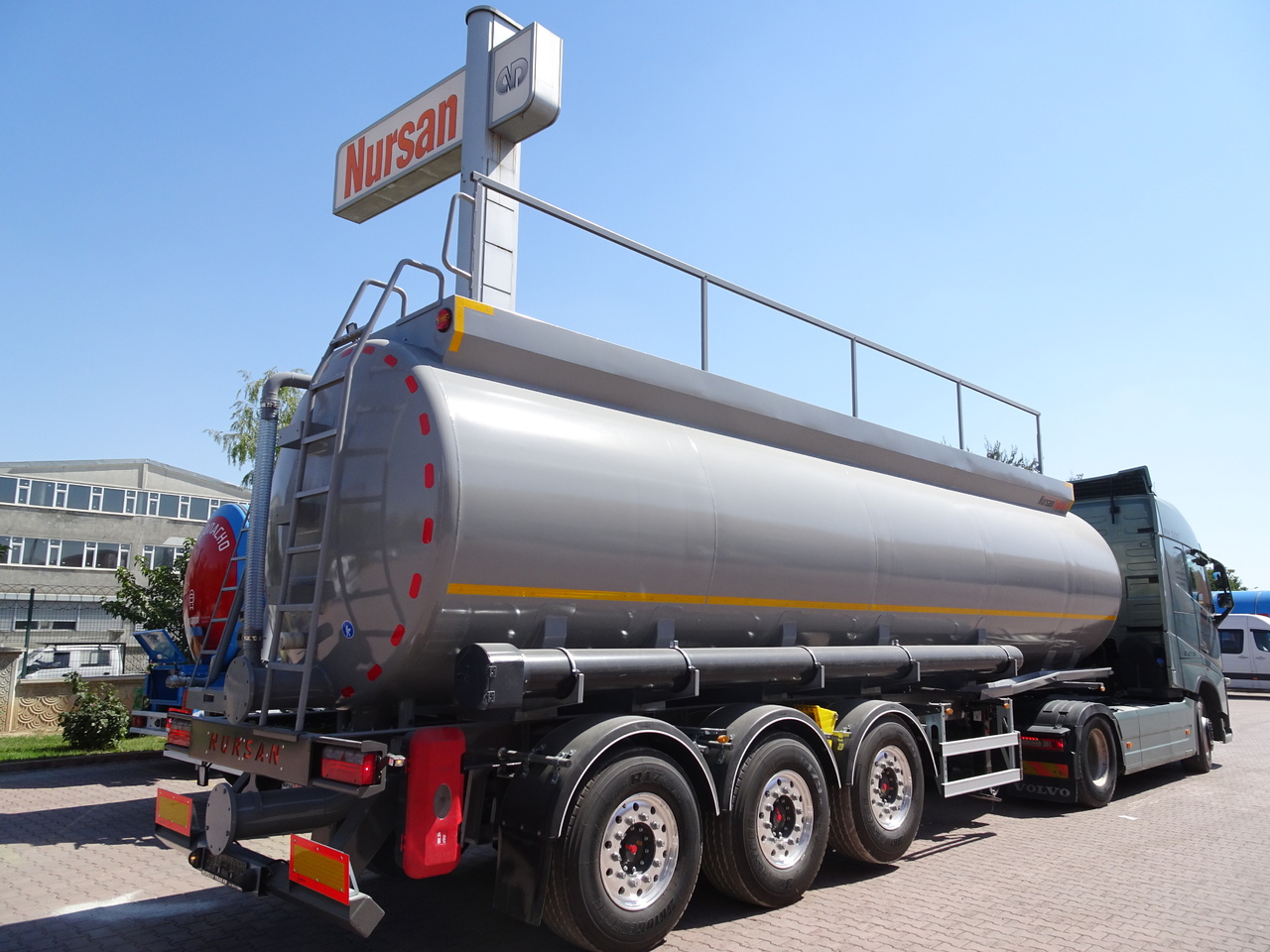 NURSAN Slurry Tanker - Полуремарке цистерна: снимка 3 NURSAN Slurry Tanker - Полуремарке цистерна: снимка 3