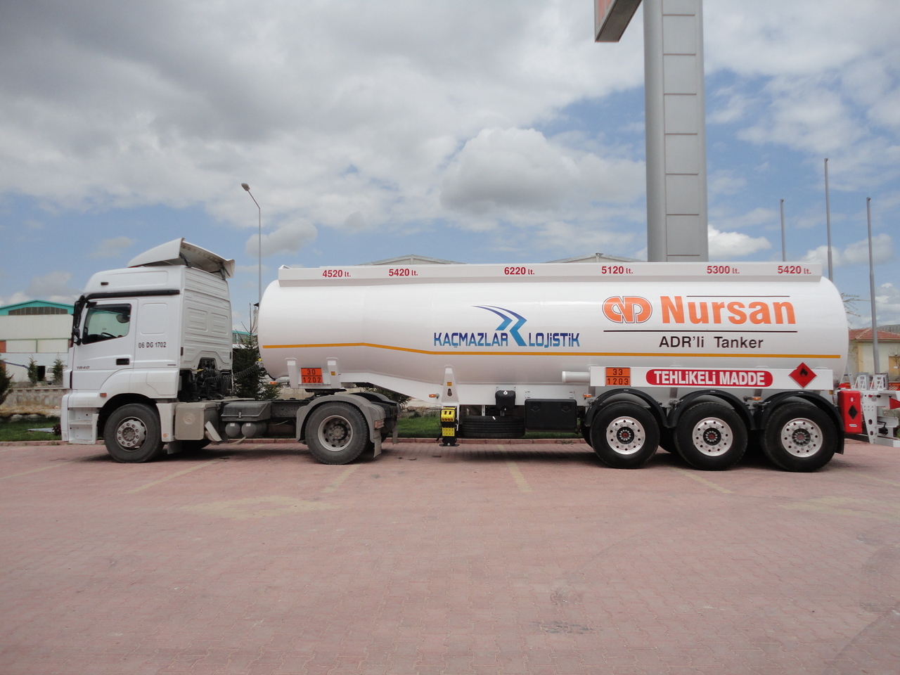 NURSAN Steel Tanker - Полуремарке цистерна: снимка 1 NURSAN Steel Tanker - Полуремарке цистерна: снимка 1