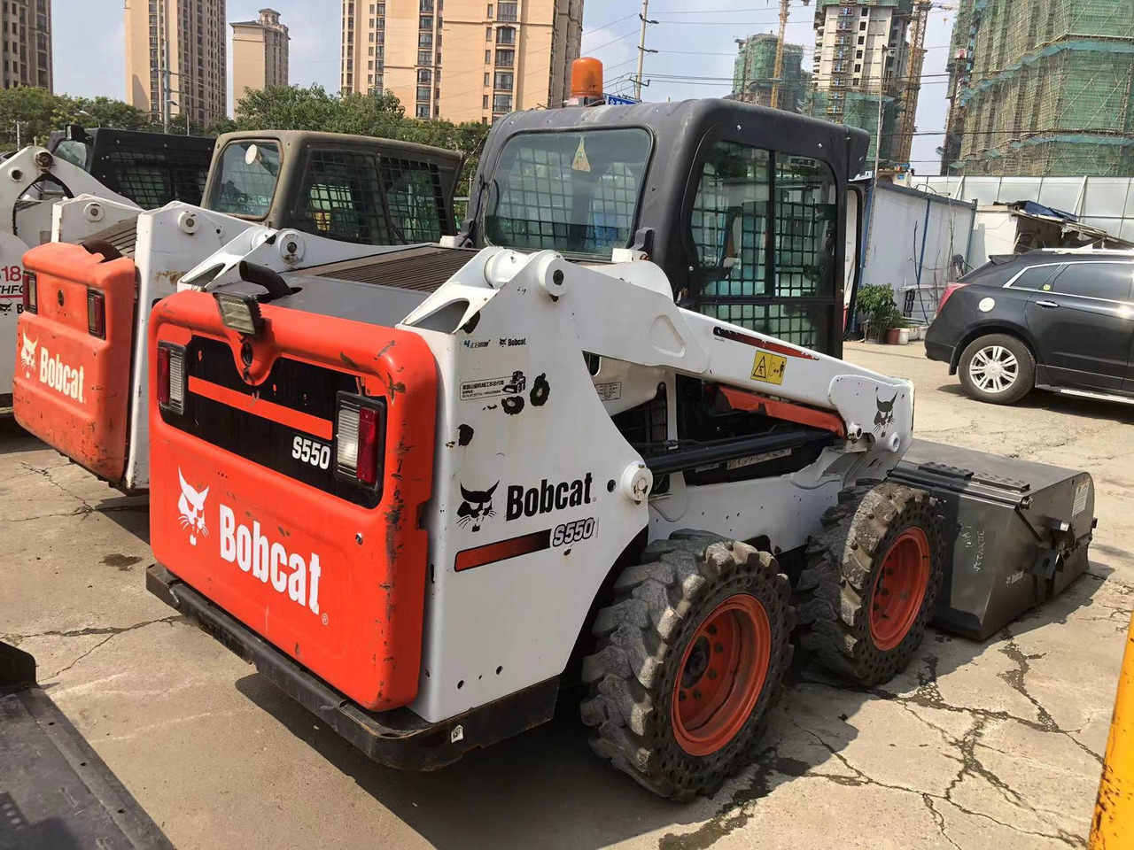 BOBCAT S550 - Мини челен товарач: снимка 4 BOBCAT S550 - Мини челен товарач: снимка 4