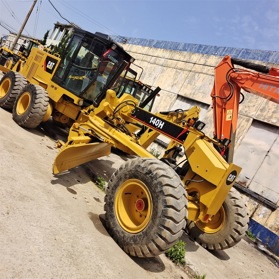 CAT 140H - Грейдер: снимка 2 CAT 140H - Грейдер: снимка 2