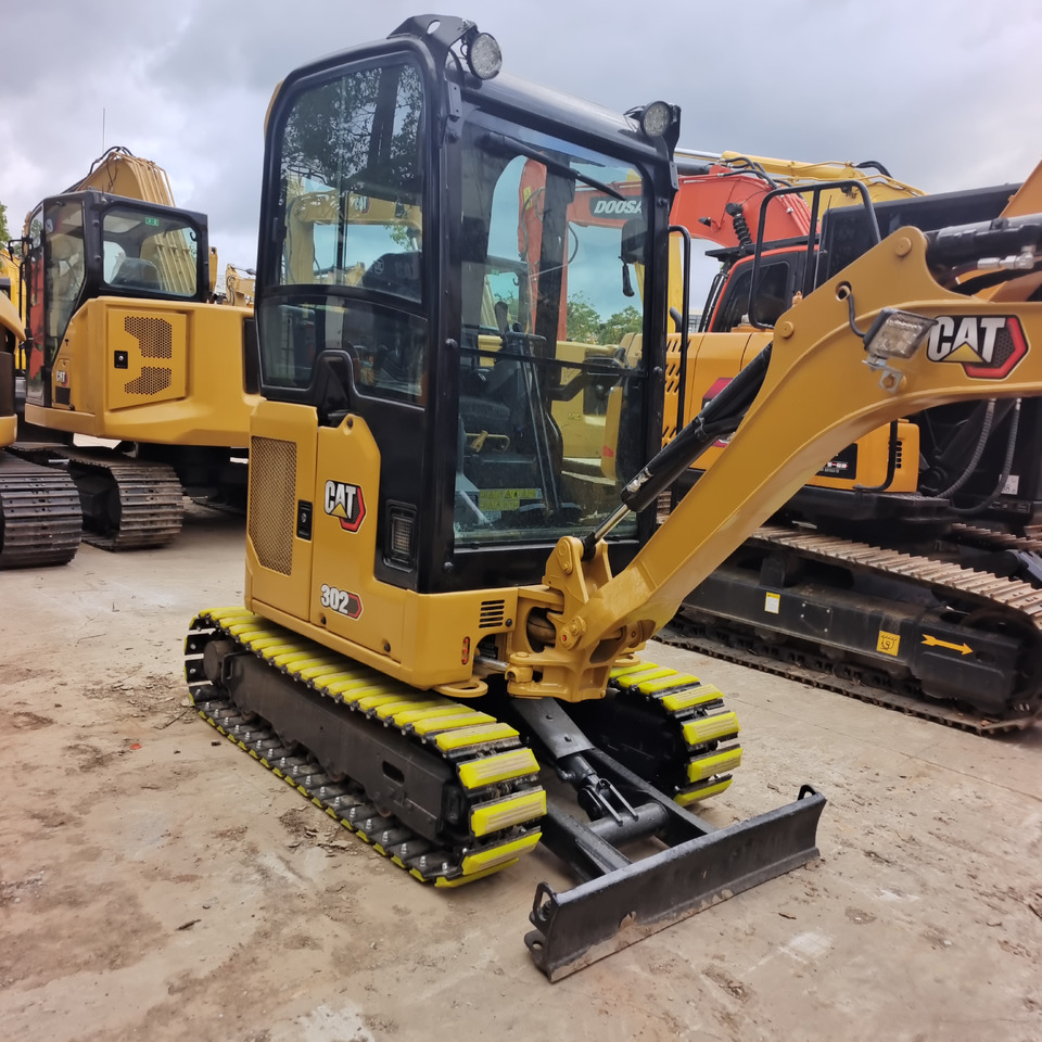 Мини багер CAT 302CR WITH RUBBER TRACK: снимка 11
