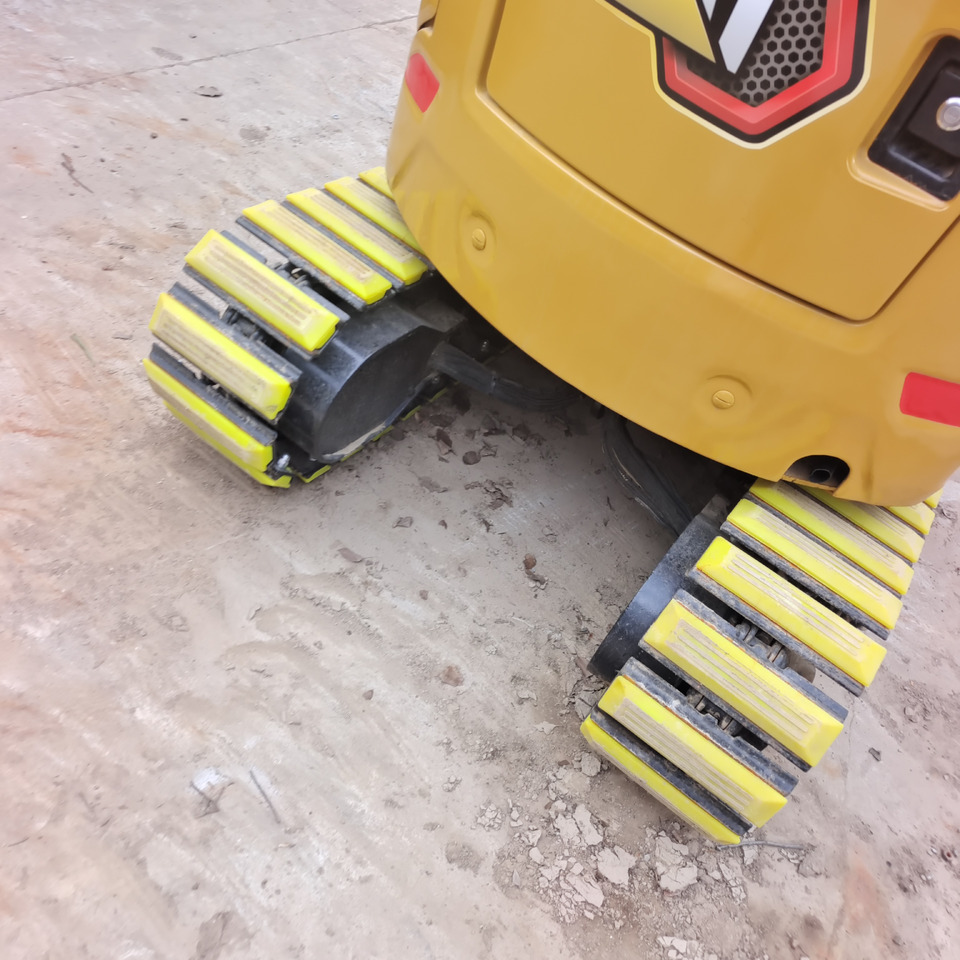 CAT 302CR WITH RUBBER TRACK PAD - Мини багер: снимка 3 CAT 302CR WITH RUBBER TRACK PAD - Мини багер: снимка 3