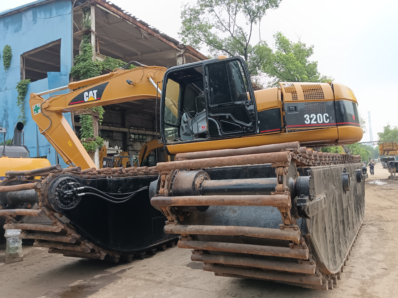 CAT 320CL 320BL DREDGER Customizable - Плаващ багер: снимка 3 CAT 320CL 320BL DREDGER Customizable - Плаващ багер: снимка 3