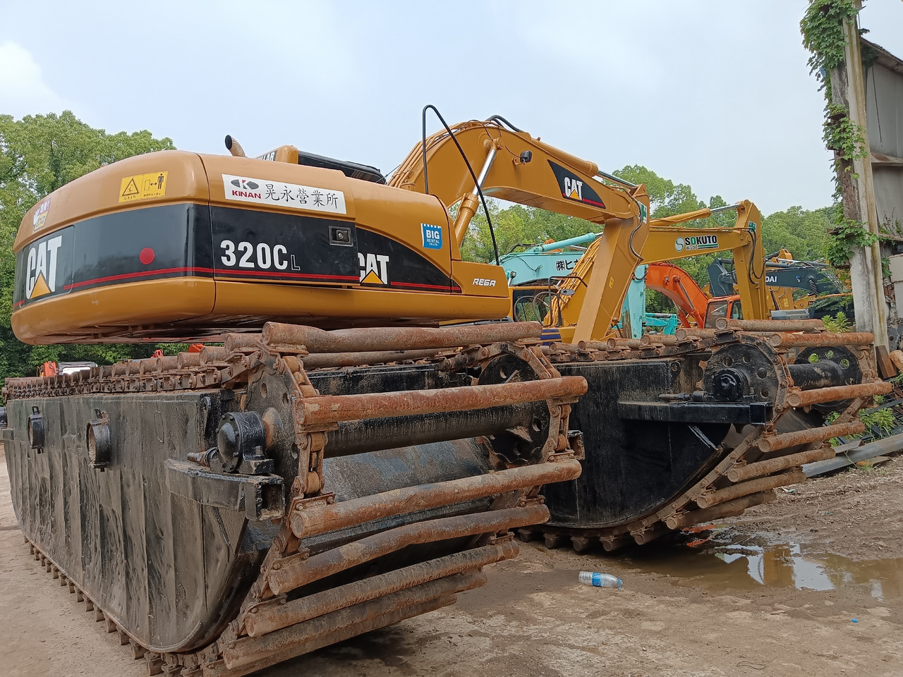 CAT 320CL 320BL DREDGER Customizable - Плаващ багер: снимка 1 CAT 320CL 320BL DREDGER Customizable - Плаващ багер: снимка 1