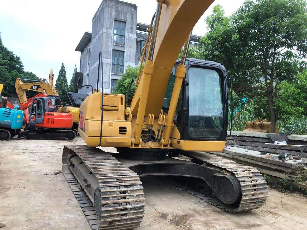 CAT 320CL CAT 320D 320GC - Верижен багер: снимка 3 CAT 320CL CAT 320D 320GC - Верижен багер: снимка 3