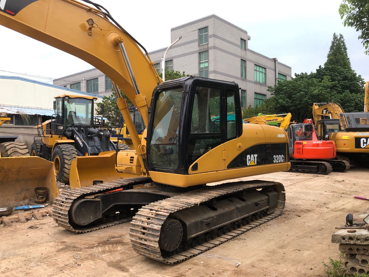 CAT 320CL CAT 320D 320GC - Верижен багер: снимка 1 CAT 320CL CAT 320D 320GC - Верижен багер: снимка 1