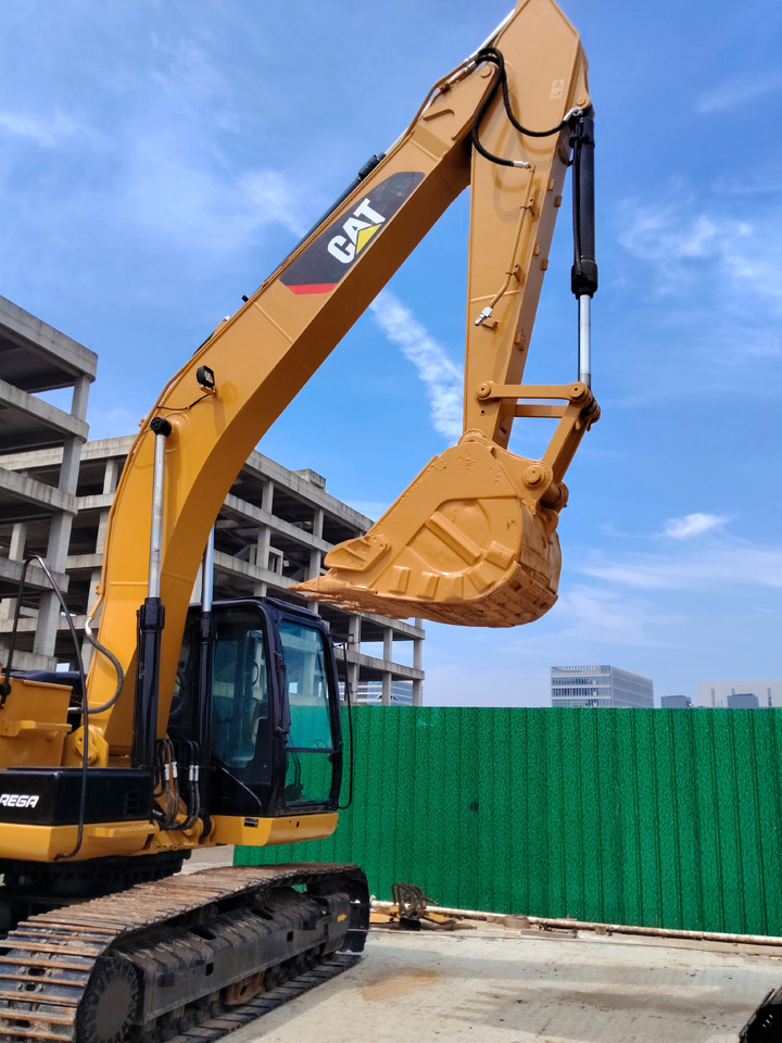 CAT 320D2 L WITH C7.1 ENGINE - Верижен багер: снимка 5 CAT 320D2 L WITH C7.1 ENGINE - Верижен багер: снимка 5