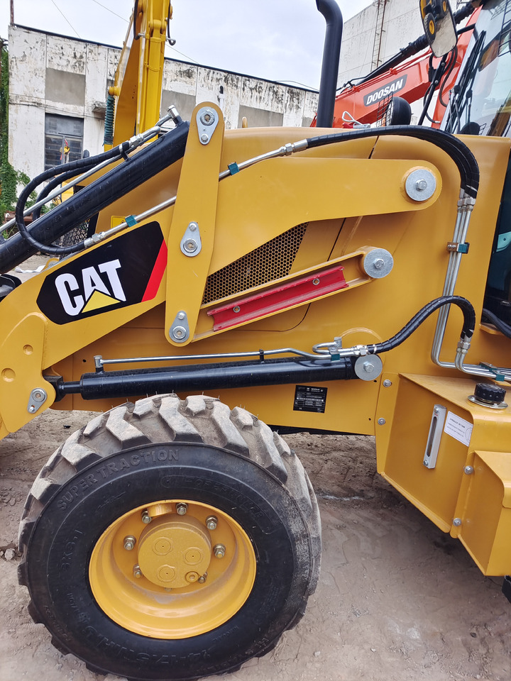 CAT 420F2 BRAND NEW - Багер-товарач: снимка 2 CAT 420F2 BRAND NEW - Багер-товарач: снимка 2