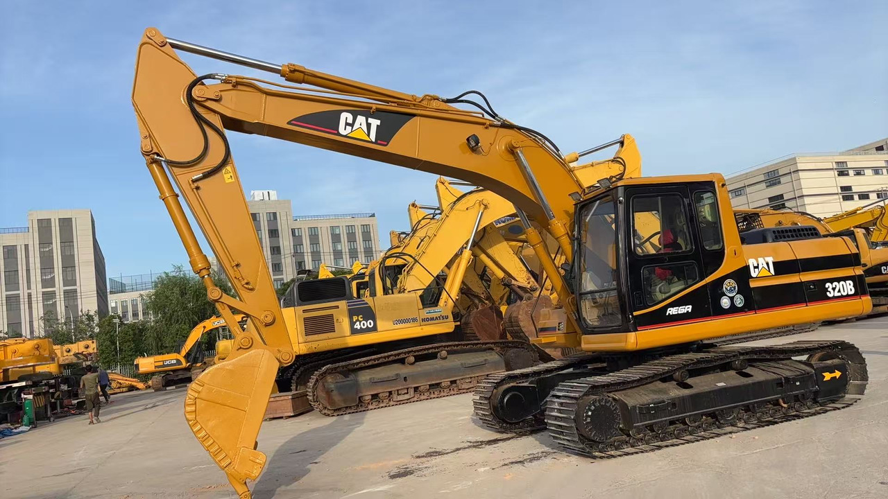 CATERPILLAR 320BL - Верижен багер: снимка 1 CATERPILLAR 320BL - Верижен багер: снимка 1