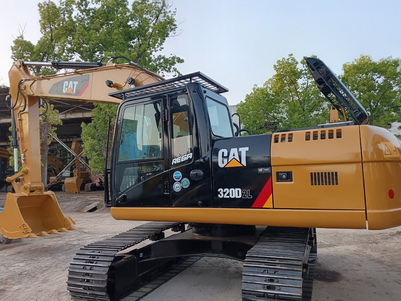 CATERPILLAR 320D CAT 320D2 L - Верижен багер: снимка 3 CATERPILLAR 320D CAT 320D2 L - Верижен багер: снимка 3