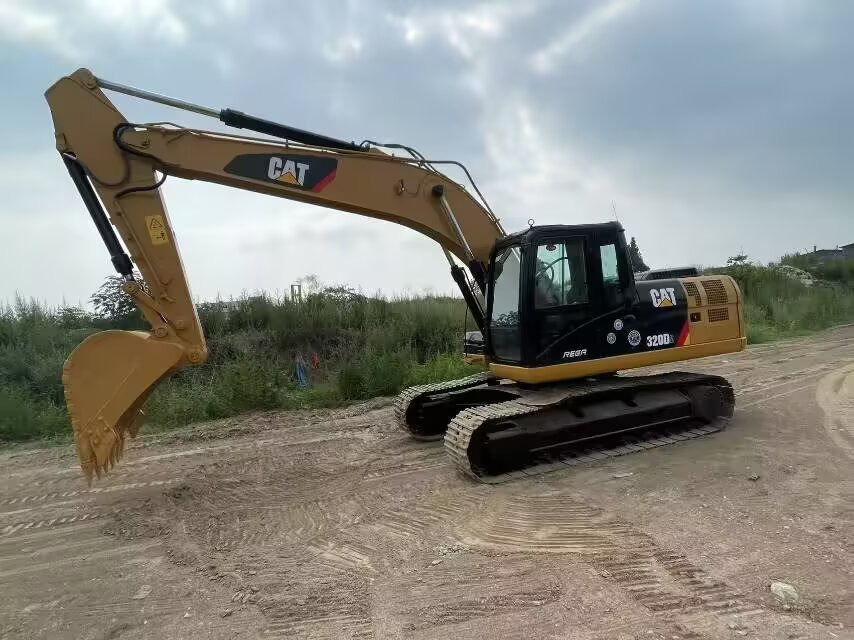 CATERPILLAR 320D2 CAT 320D2L 330D2L 324DL - Верижен багер: снимка 4 CATERPILLAR 320D2 CAT 320D2L 330D2L 324DL - Верижен багер: снимка 4