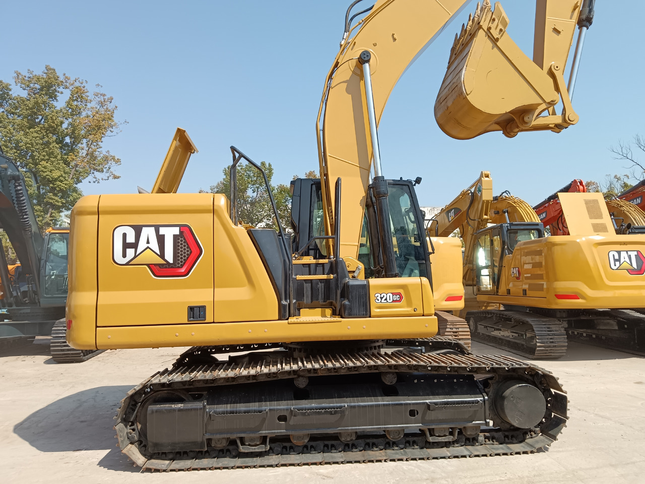 CATERPILLAR 320GC CAT 320 GC - Верижен багер: снимка 4 CATERPILLAR 320GC CAT 320 GC - Верижен багер: снимка 4