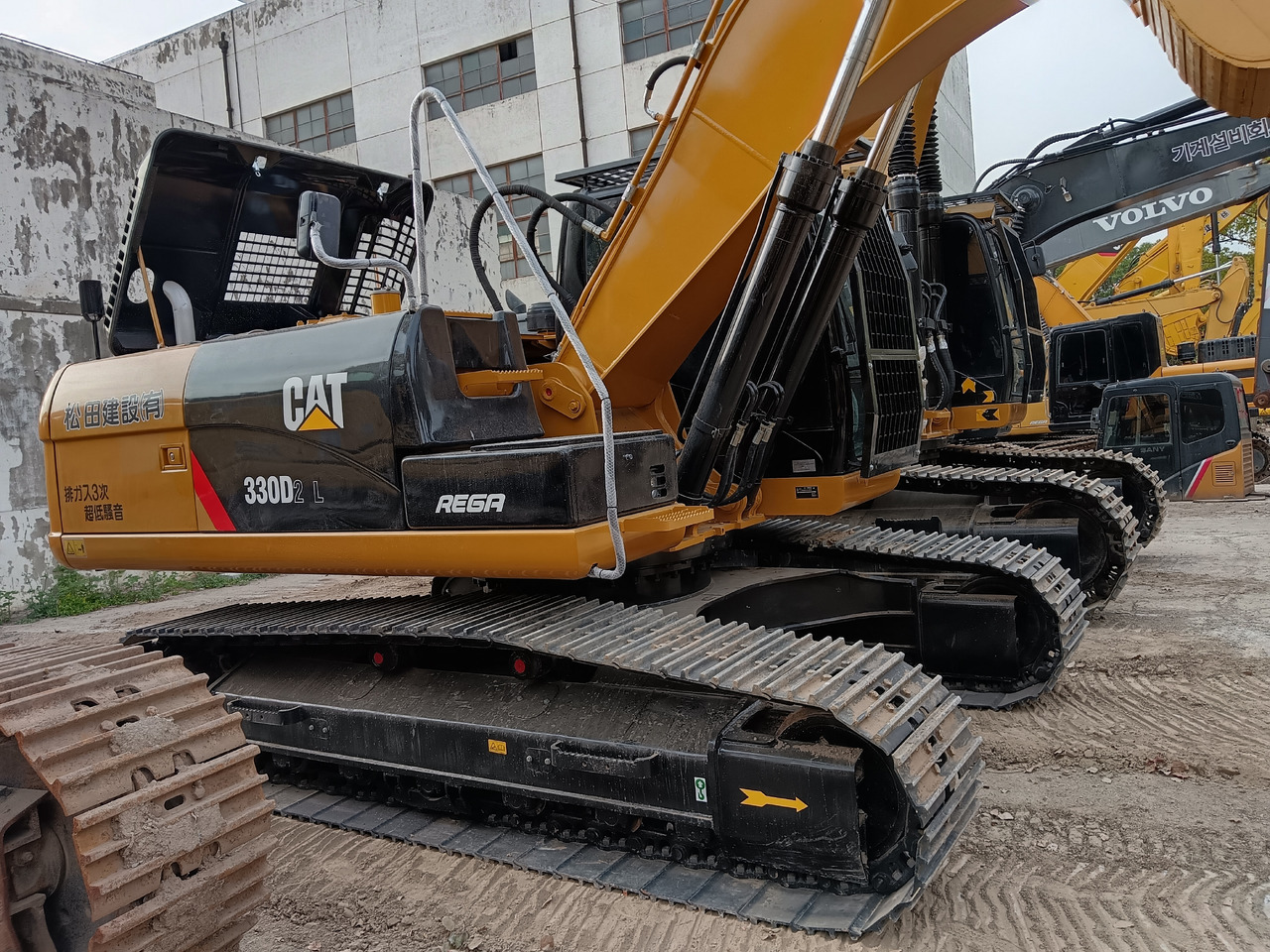 CATERPILLAR 330D CAT 330D2 L - Верижен багер: снимка 2 CATERPILLAR 330D CAT 330D2 L - Верижен багер: снимка 2