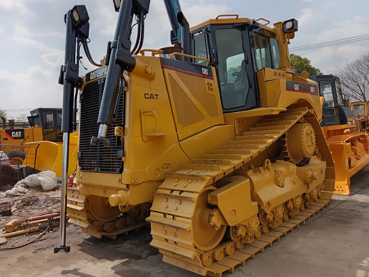 CATERPILLAR D8T CAT D8R D9R D7G - Булдозер: снимка 1 CATERPILLAR D8T CAT D8R D9R D7G - Булдозер: снимка 1