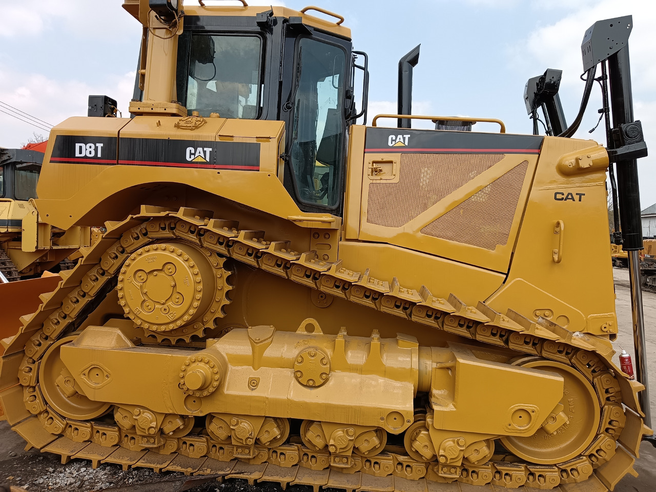 CATERPILLAR D8T - Булдозер: снимка 1 CATERPILLAR D8T - Булдозер: снимка 1