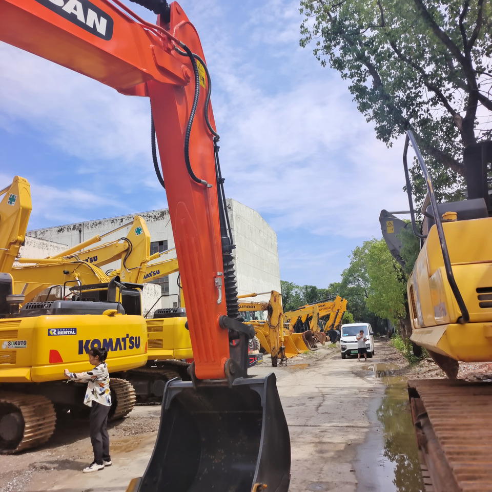 DOOSAN DX225LCA DX225 LC - 9C - Верижен багер: снимка 5 DOOSAN DX225LCA DX225 LC - 9C - Верижен багер: снимка 5