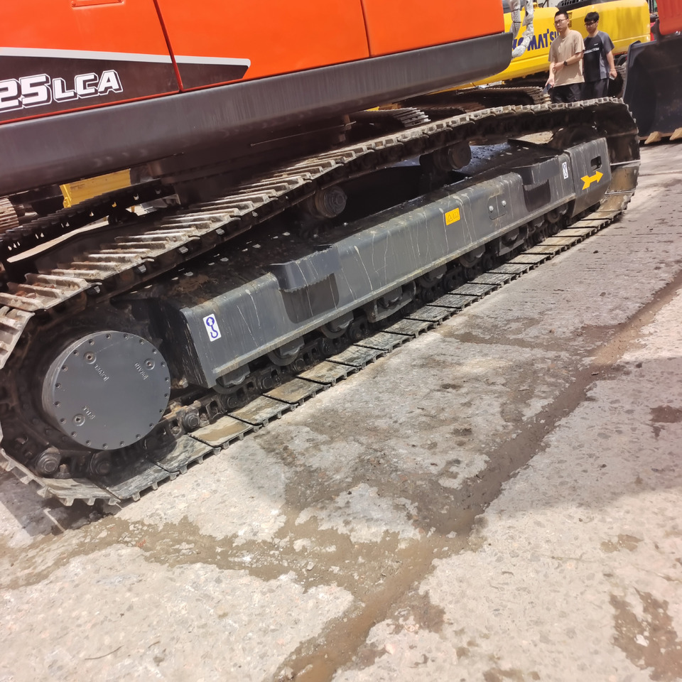 DOOSAN DX225LCA DX225 LC - 9C - Верижен багер: снимка 2 DOOSAN DX225LCA DX225 LC - 9C - Верижен багер: снимка 2