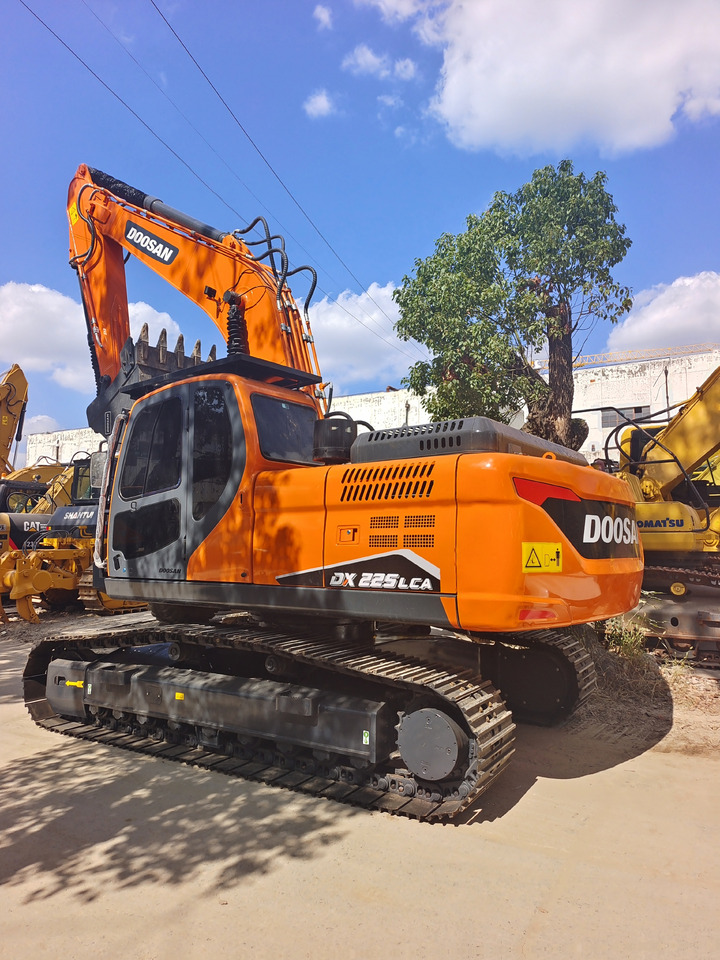 DOOSAN DX225LCA DX225LC-9C DX300 DX340 - Верижен багер: снимка 1 DOOSAN DX225LCA DX225LC-9C DX300 DX340 - Верижен багер: снимка 1