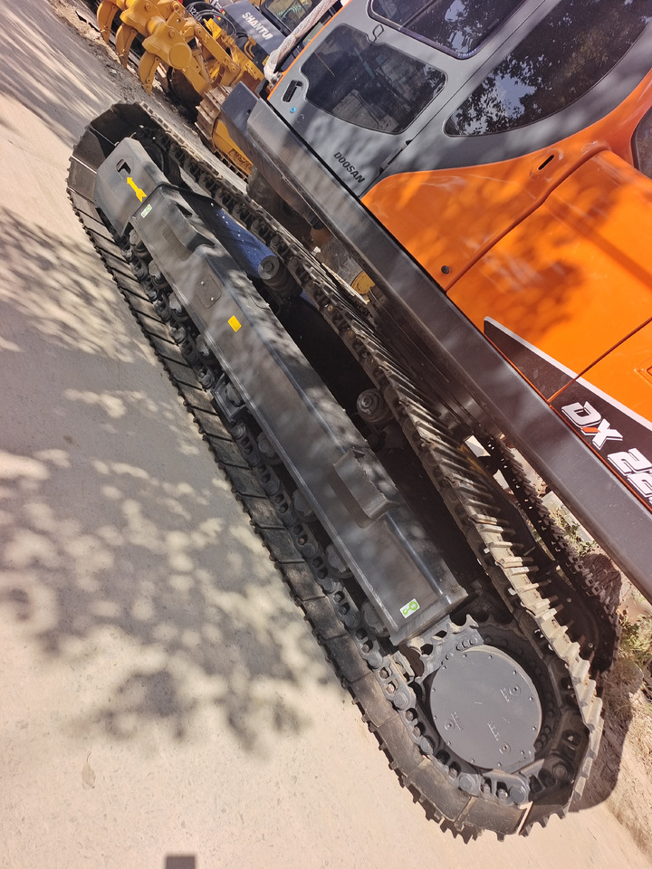 DOOSAN DX225LCA DX225LC-9C DX300 DX340 - Верижен багер: снимка 2 DOOSAN DX225LCA DX225LC-9C DX300 DX340 - Верижен багер: снимка 2