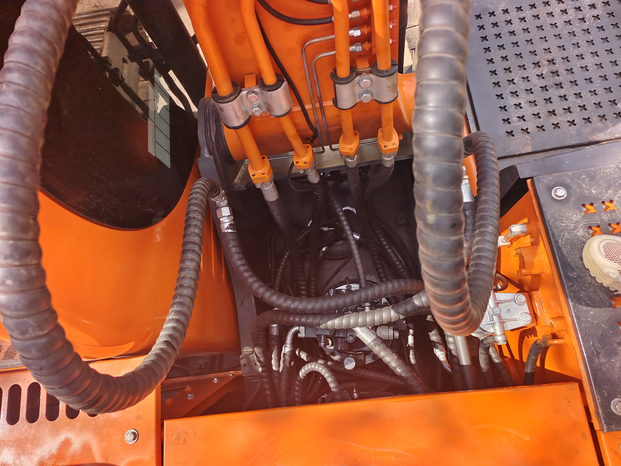 Верижен багер DOOSAN DX225LCA DX225LC-9C DX300 DX340: снимка 16 Верижен багер DOOSAN DX225LCA DX225LC-9C DX300 DX340: снимка 16