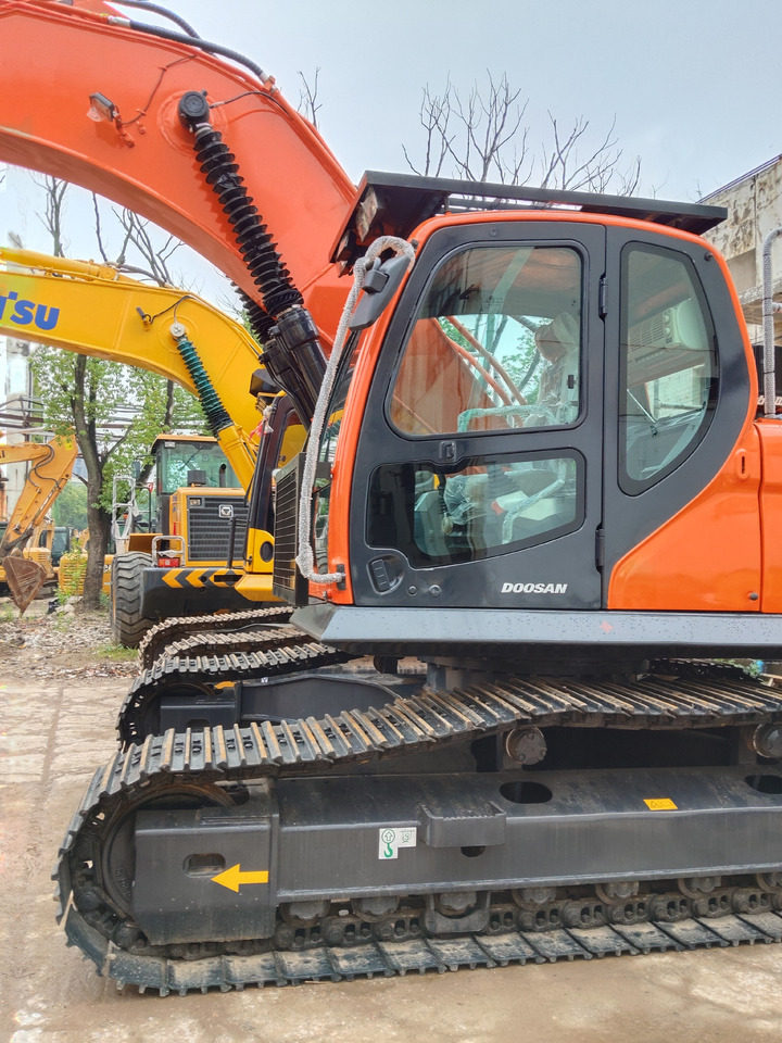 DOOSAN DX300 LCA DX 300 LC - 9C - Верижен багер: снимка 2 DOOSAN DX300 LCA DX 300 LC - 9C - Верижен багер: снимка 2