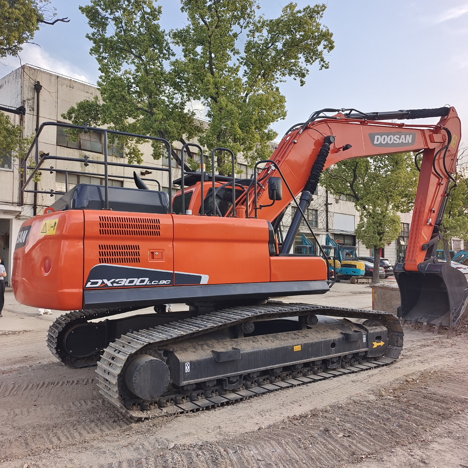 DOOSAN DX300LC-9C Doosan dx 300 lc - 9 c - Верижен багер: снимка 1 DOOSAN DX300LC-9C Doosan dx 300 lc - 9 c - Верижен багер: снимка 1