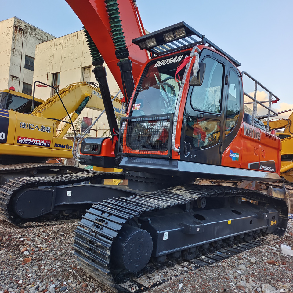 DOOSAN DX300LC-9C - Верижен багер: снимка 1 DOOSAN DX300LC-9C - Верижен багер: снимка 1