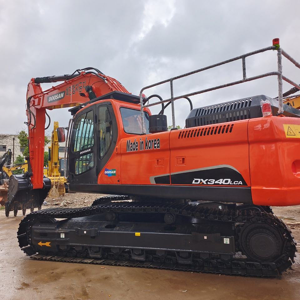 DOOSAN DX340LCA DX340LC-9C - Верижен багер: снимка 1 DOOSAN DX340LCA DX340LC-9C - Верижен багер: снимка 1