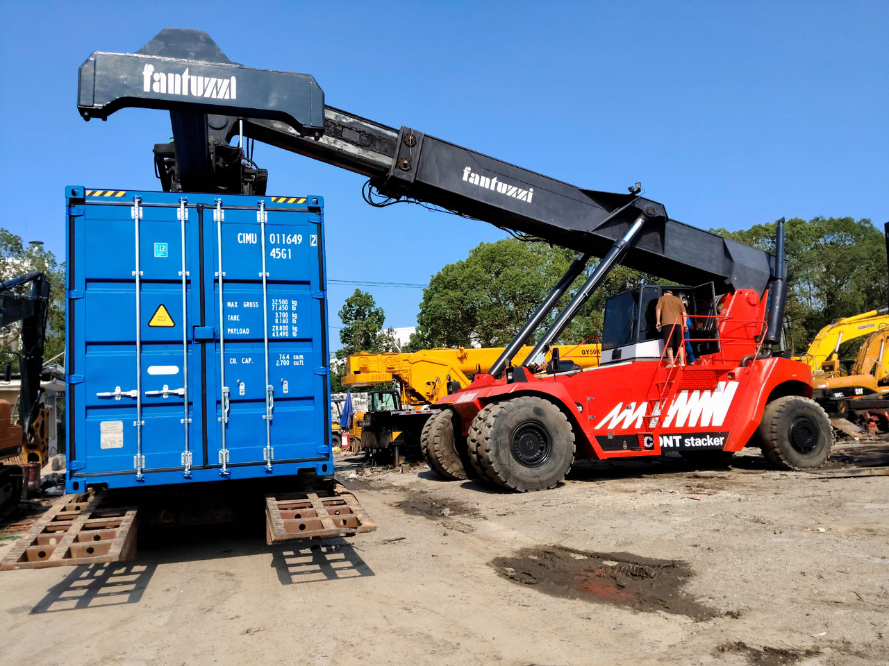FANTUZZI CS45KM 45 TON - Ричстакер: снимка 4 FANTUZZI CS45KM 45 TON - Ричстакер: снимка 4