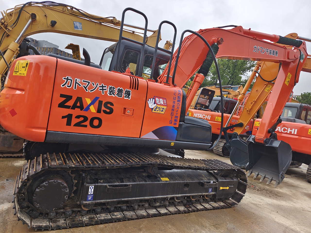 HITACHI ZX120 - Верижен багер: снимка 3 HITACHI ZX120 - Верижен багер: снимка 3
