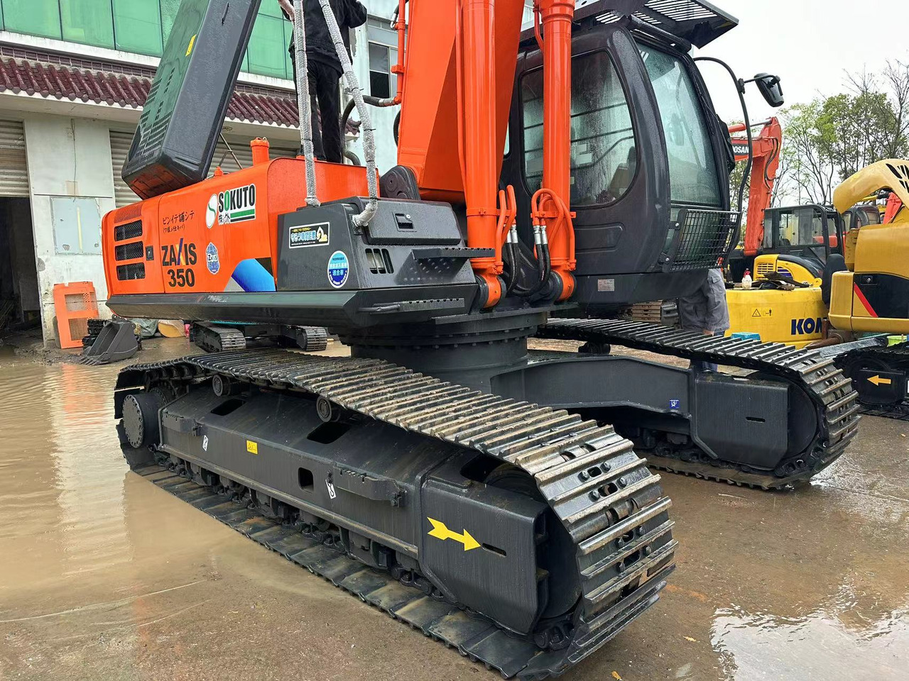 HITACHI ZX350-3G ZAXIS 350 - Верижен багер: снимка 3 HITACHI ZX350-3G ZAXIS 350 - Верижен багер: снимка 3