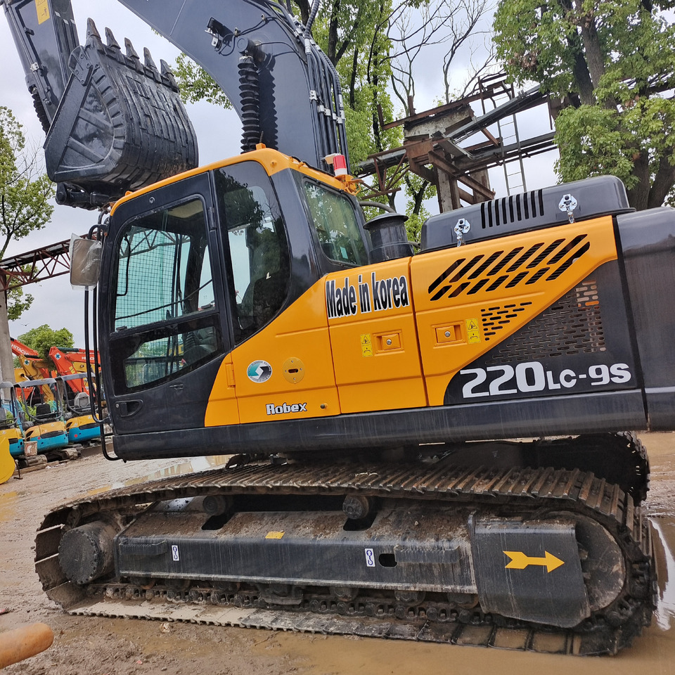 HYUNDAI 220LC-9S - Верижен багер: снимка 5 HYUNDAI 220LC-9S - Верижен багер: снимка 5