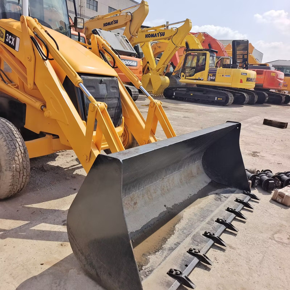 JCB 3CX ORIGINAL MADE IN UK - Багер-товарач: снимка 5 JCB 3CX ORIGINAL MADE IN UK - Багер-товарач: снимка 5