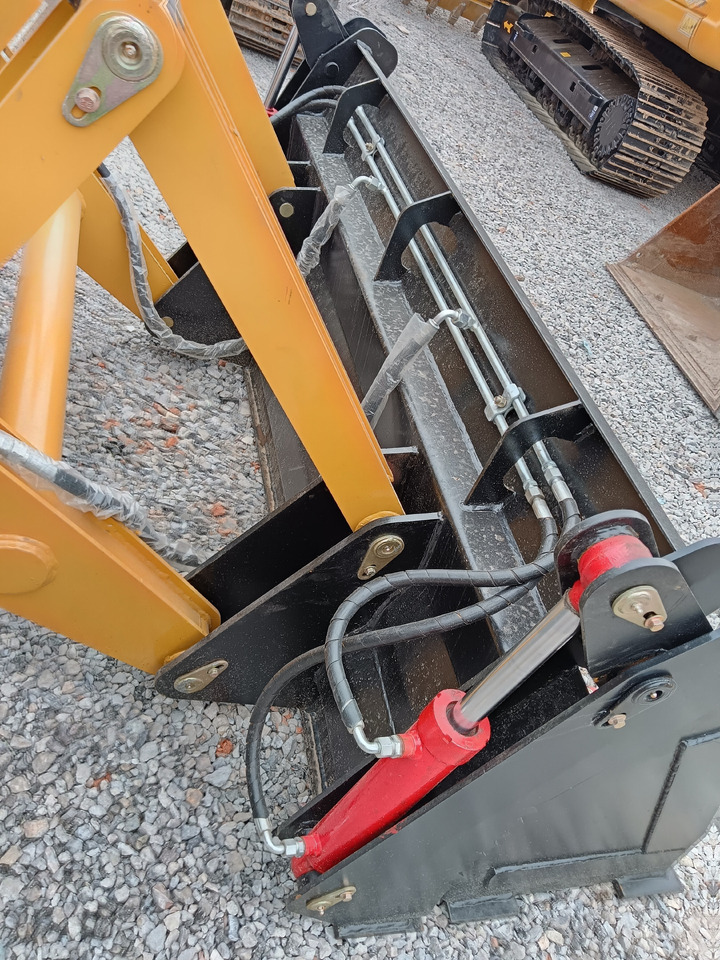 Багер-товарач JCB 4CX 100% NEW: снимка 14 Багер-товарач JCB 4CX 100% NEW: снимка 14