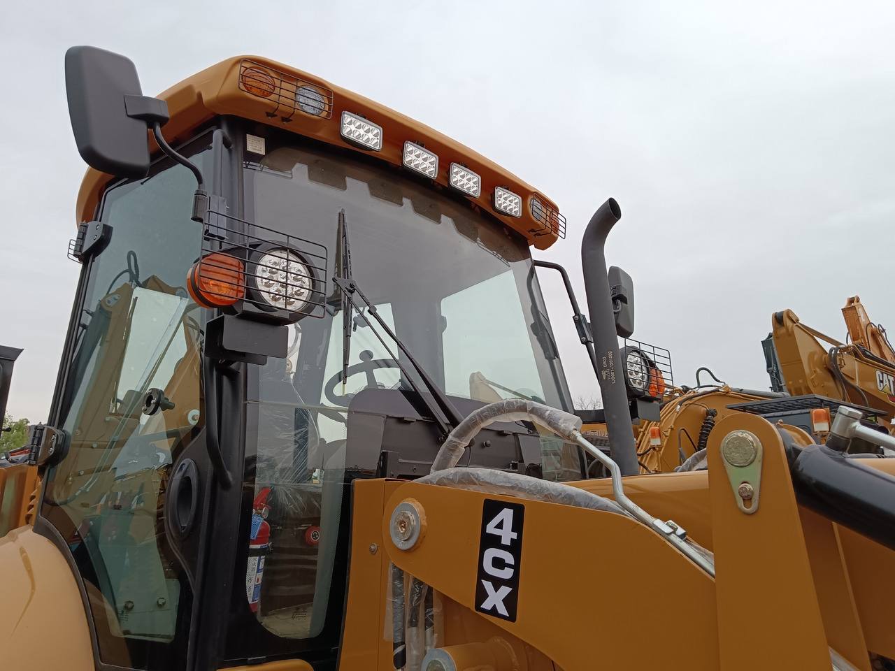 Багер-товарач JCB 4CX 100% NEW: снимка 15 Багер-товарач JCB 4CX 100% NEW: снимка 15