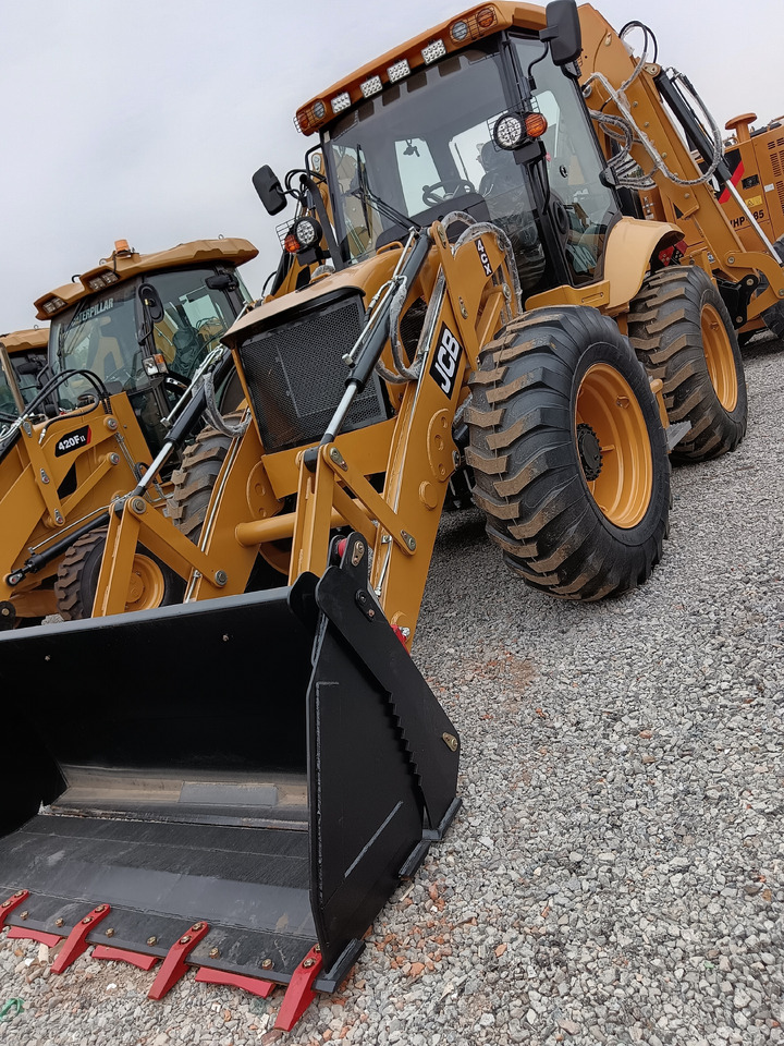 Багер-товарач JCB 4CX 100% NEW: снимка 9 Багер-товарач JCB 4CX 100% NEW: снимка 9