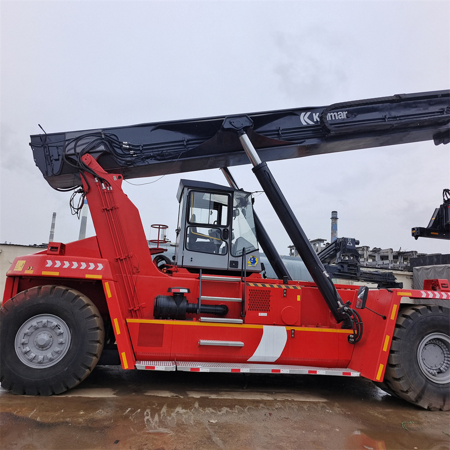 KALMAR DRF 450 - Ричстакер: снимка 1 KALMAR DRF 450 - Ричстакер: снимка 1