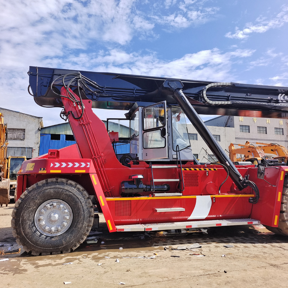 KALMAR DRF 450 - Ричстакер: снимка 1 KALMAR DRF 450 - Ричстакер: снимка 1