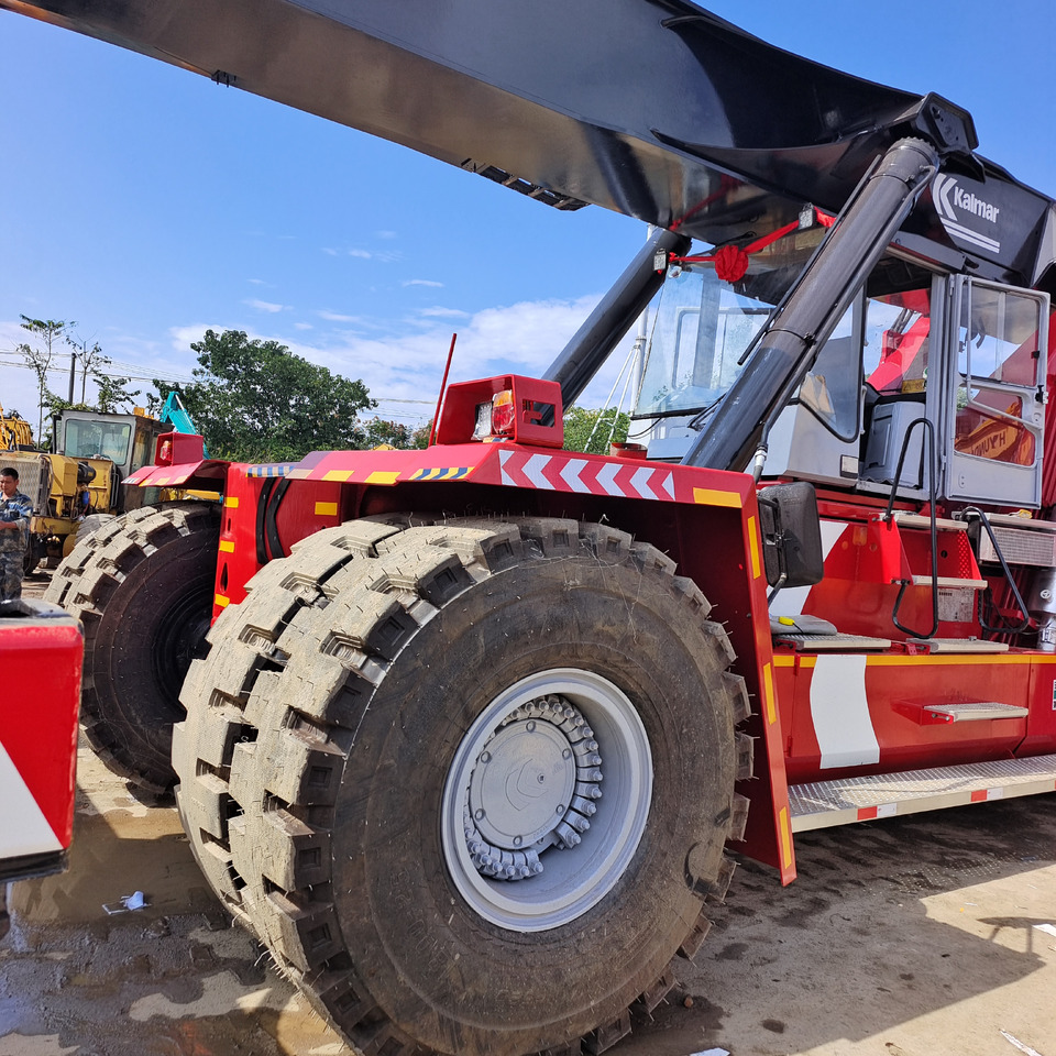KALMAR DRF450 - Ричстакер: снимка 4 KALMAR DRF450 - Ричстакер: снимка 4