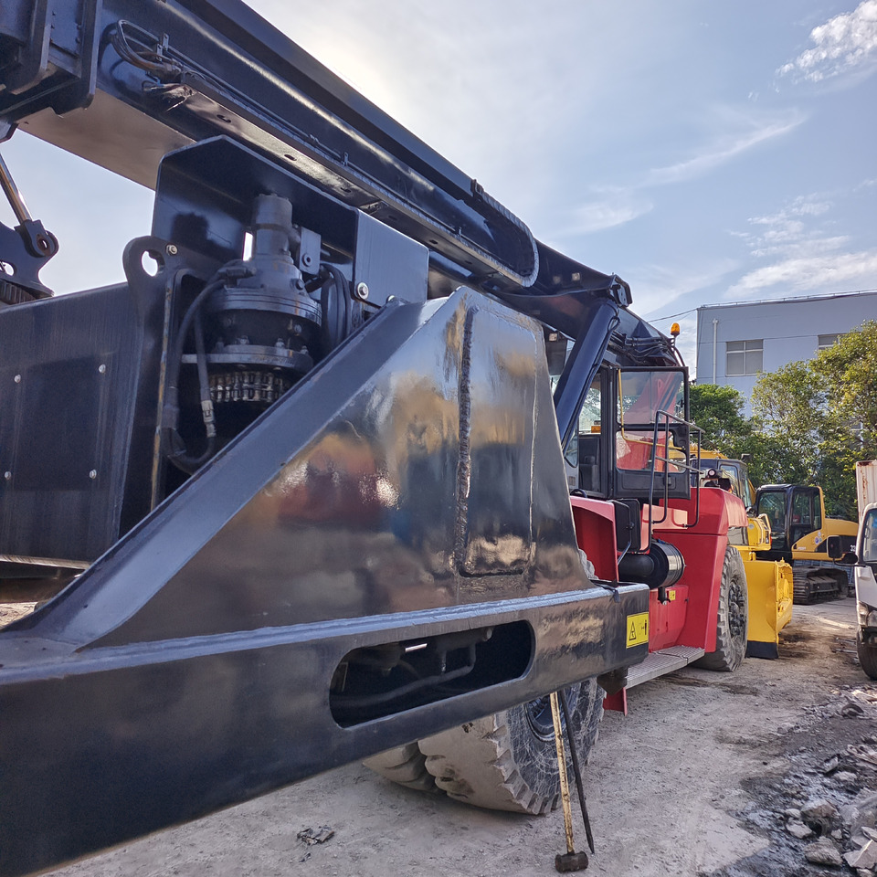 KALMAR DRT450 45 TON DRF 450 DRU450 DRD 450 - Ричстакер: снимка 5 KALMAR DRT450 45 TON DRF 450 DRU450 DRD 450 - Ричстакер: снимка 5