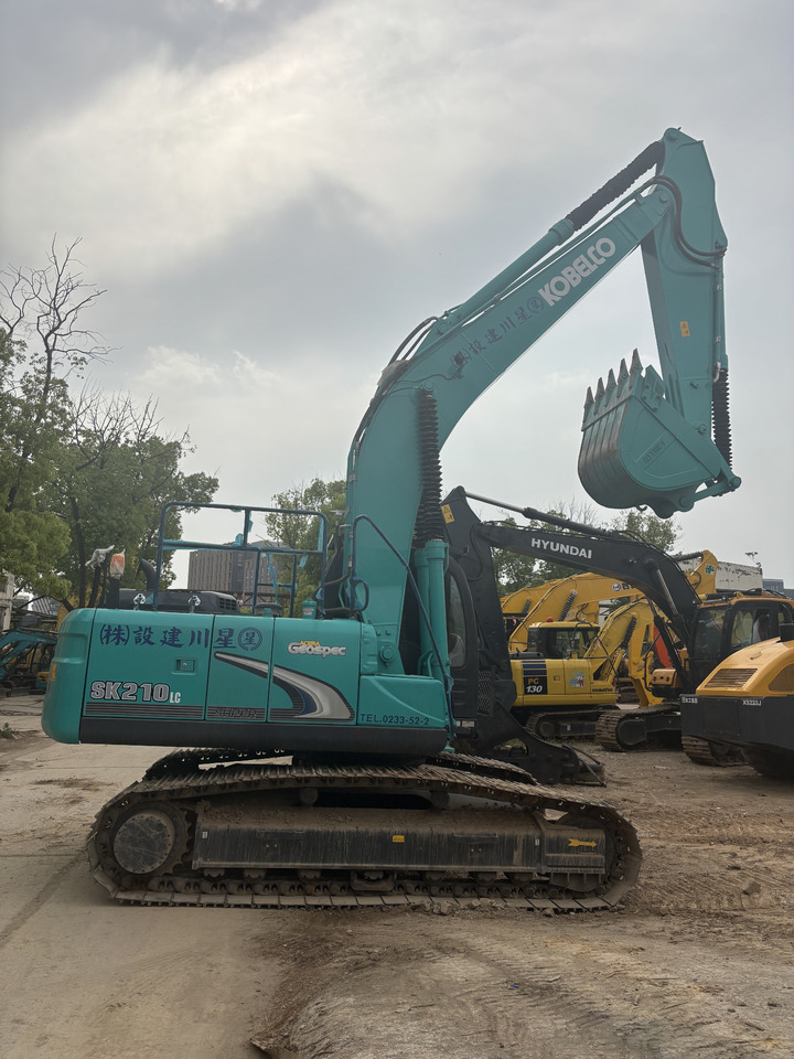 KOBELCO SK 210 LC - Верижен багер: снимка 3 KOBELCO SK 210 LC - Верижен багер: снимка 3
