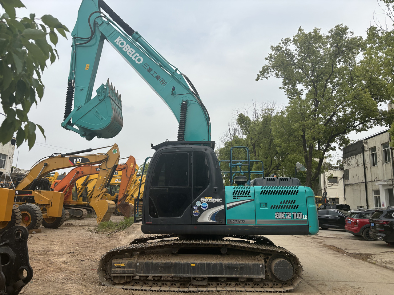KOBELCO SK 210 LC - Верижен багер: снимка 1 KOBELCO SK 210 LC - Верижен багер: снимка 1