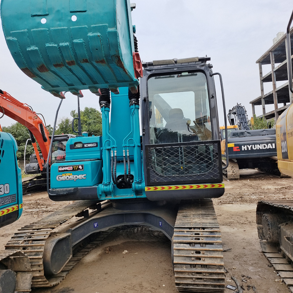 KOBELCO SK140 - Верижен багер: снимка 4 KOBELCO SK140 - Верижен багер: снимка 4
