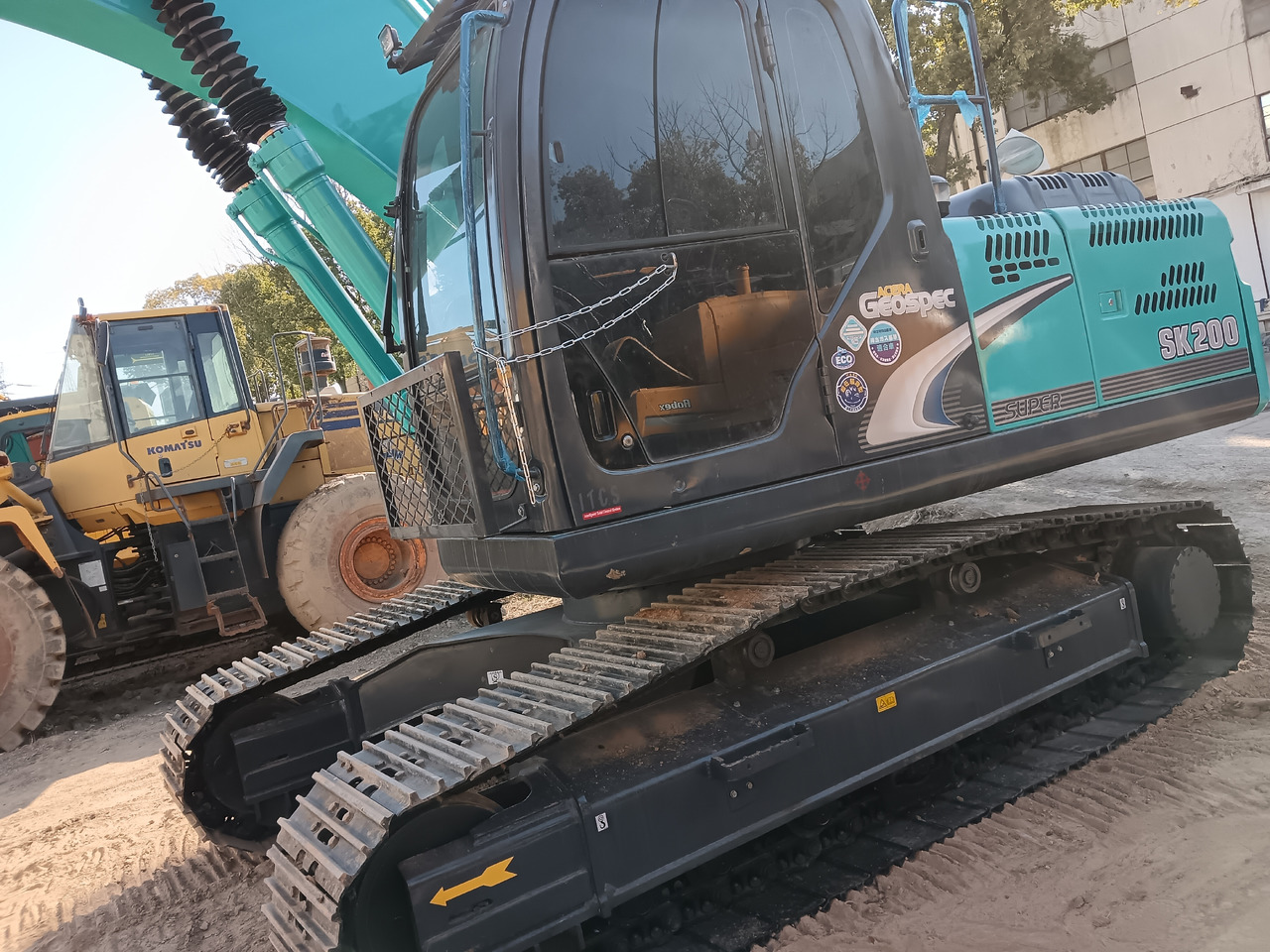 KOBELCO SK200-8 - Верижен багер: снимка 4 KOBELCO SK200-8 - Верижен багер: снимка 4
