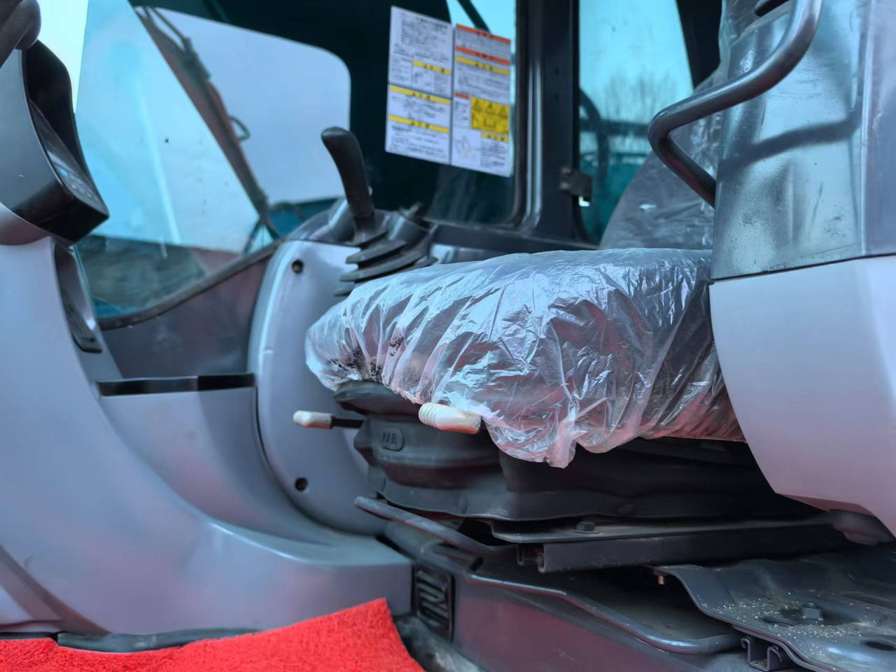 KOBELCO SK200-8 - Верижен багер: снимка 3 KOBELCO SK200-8 - Верижен багер: снимка 3